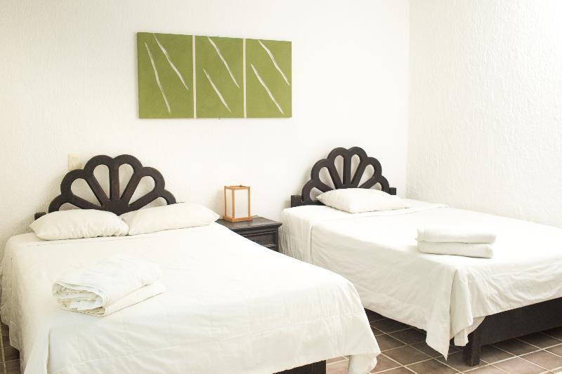 Las Gaviotas Hotel & Suites Cancun Exterior photo