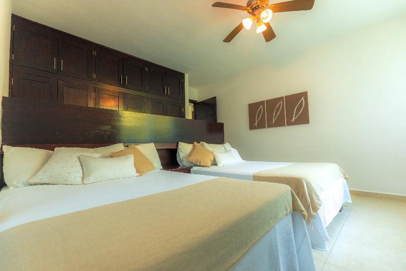 Las Gaviotas Hotel & Suites Cancun Exterior photo